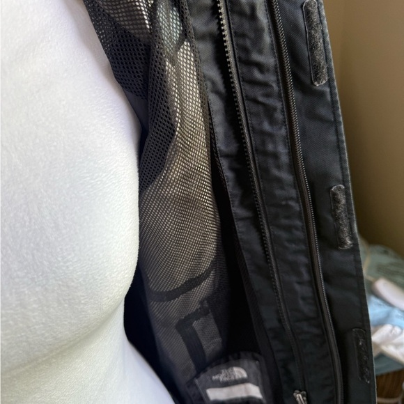 The North Face Black Raincoat Full-Zip Lightweight - Picture 5 of 9